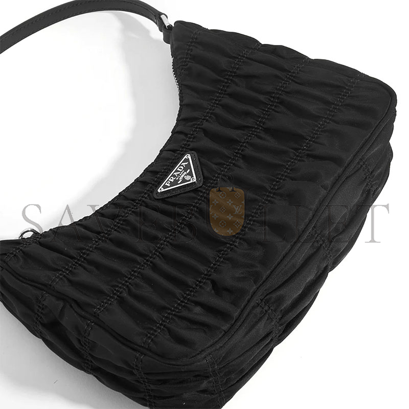 Pra*a re-edition 2000 hobo bag in ruched black nylon 1ne204 (22*13*6cm)